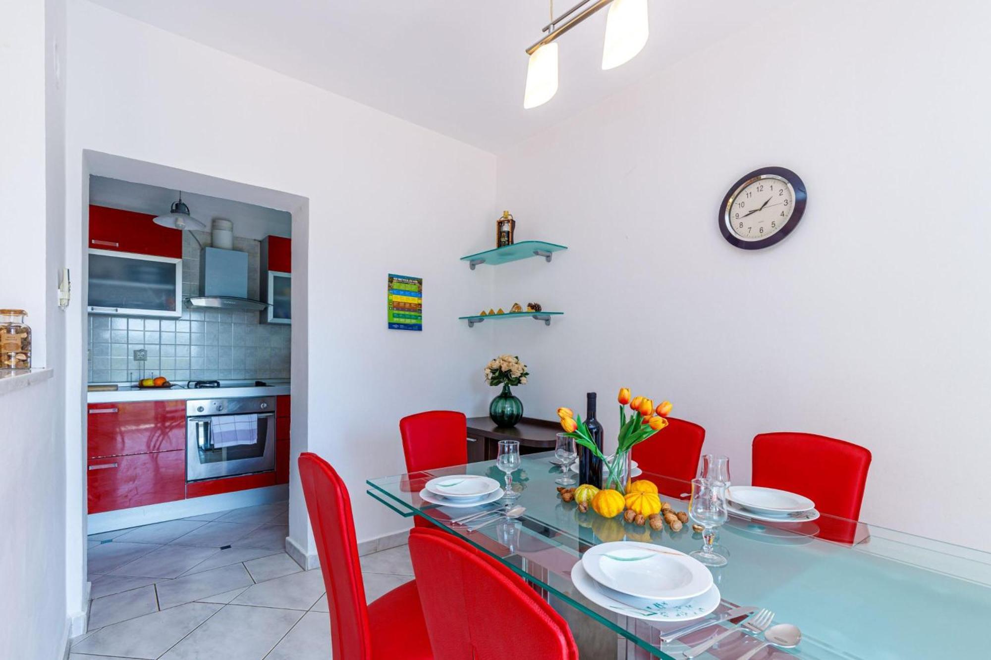 Seaview Apartment Tina Krk Island - Happy Rentals Krk Town Eksteriør billede